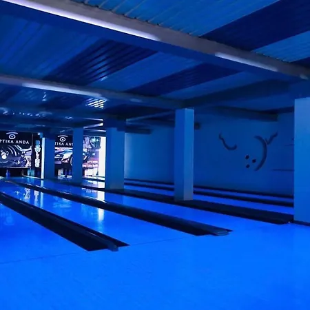 Bowling *